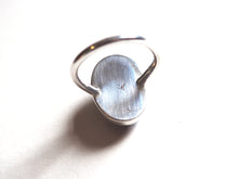 Mood Ring in Sterling Silver with Color Changing Stone