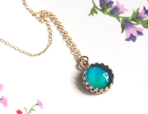 14kt Medium Crown Mood Necklace
