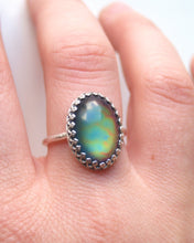 Crown Mood Ring in Sterling Silver with Color Changing Stone